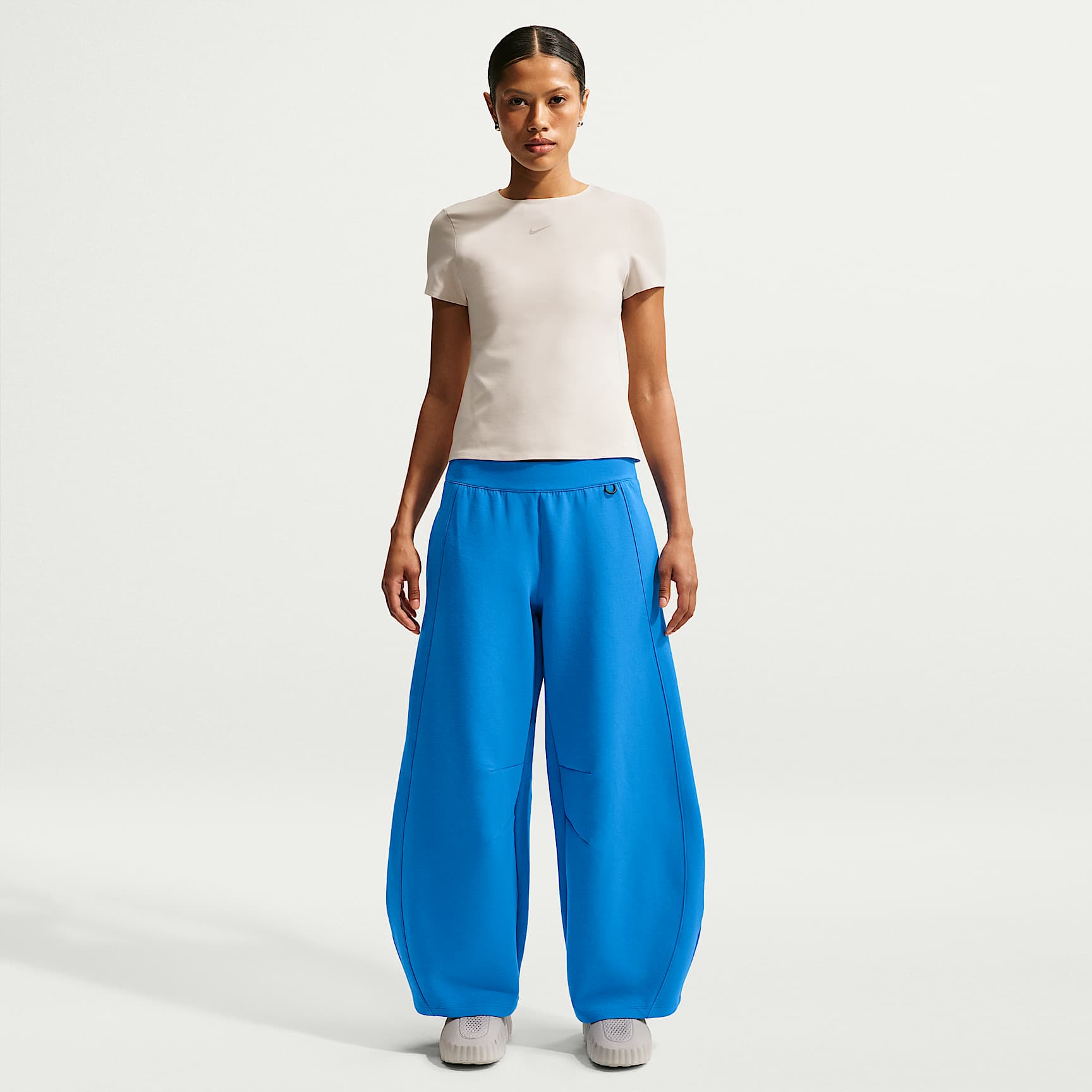 kaia1977 Reviews: Nike 24.7 ImpossiblySoft Women's High-Waisted Wide-Leg